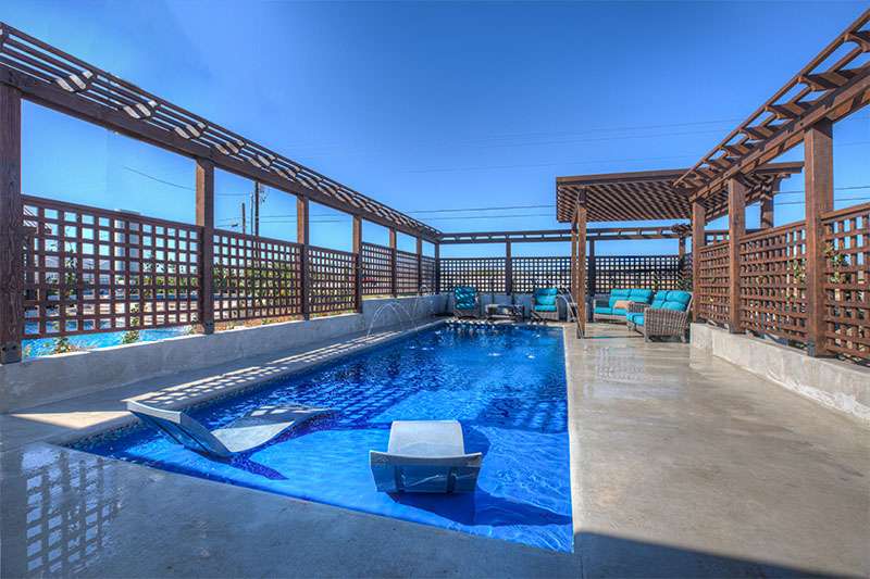 The Malibu, Medium-sized Fiberglass Pool The Malibu, Medium-sized Fiberglass Pool measures 33’4″ x 12’6”