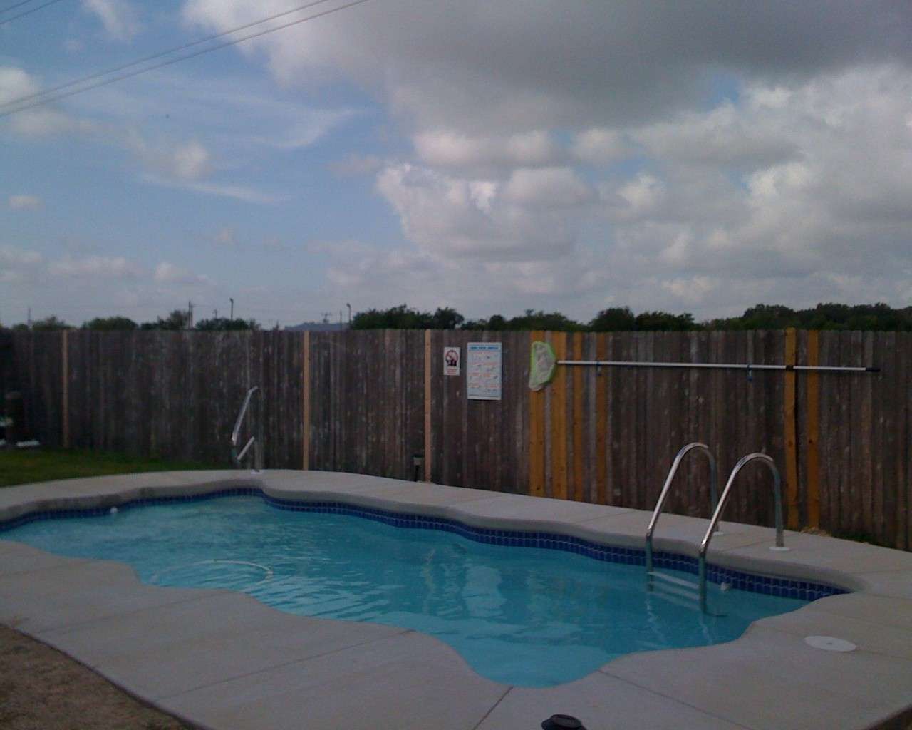 Miami-1a The Miami fiberglass pool measures 21’4” x 10’9”