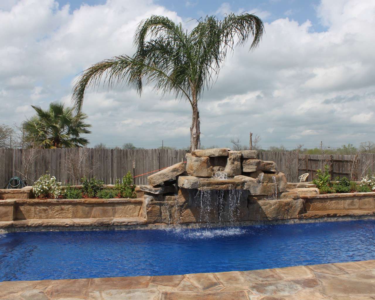 The Vegas large-sized in-ground Fiberglass Pool measures 39’2” x 13’9”The Vegas large-sized in-ground Fiberglass Pool measures 39’2” x 13’9” The Vegas large-sized in-ground Fiberglass Pool measures 39’2” x 13’9”