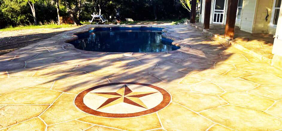 The Cabo Fiberglass Pool The Cabo, medium-sized Fiberglass Pool measures 33′ x 16′